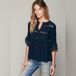 Free People Pintuck Crochet Inset Button Down in Navy Size Small